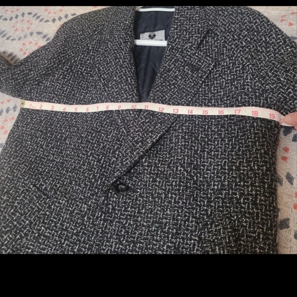 $10 Lamb wool 60/100. Men's winter jacket if you buy another item $35 up - Picture 10 of 11